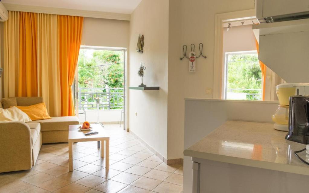 Prínos Hotel Villa Anais (Adults Only) מראה חיצוני תמונה